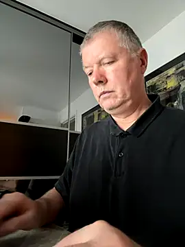 Snapshot of cumboy chatting on October 20, 4:22 pm cumboy online show from October 20, 4:22 pm