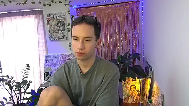 Angel V  online show from June 18, 4:12 pm