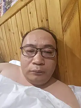 MLuccasy online show from July 15, 1:18 pm