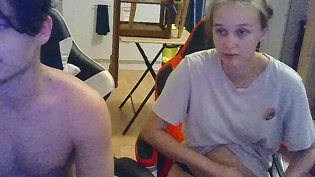 chrissexy40 online show from July 8, 7:40 pm