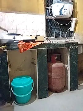 krvinay39 online show from April 8, 7:11 pm