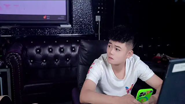 xxou02 online show from July 25, 5:26 am