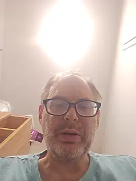 luxrom196806 online show from July 28, 4:39 pm