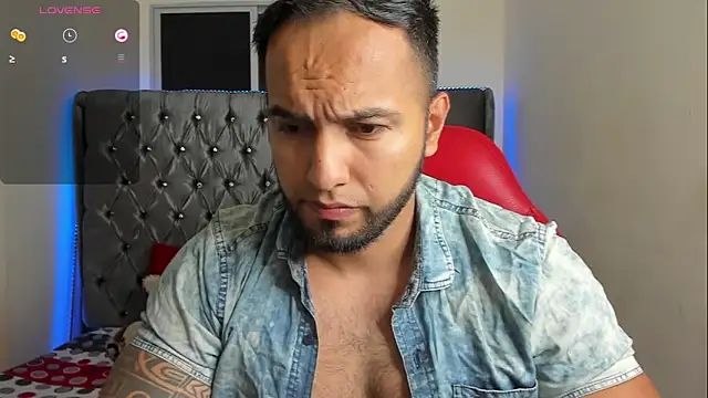 mrloganfuck1 online show from March 29, 6:57 am