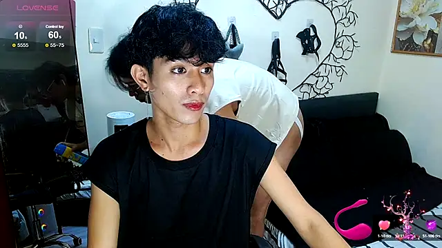 WildestTwink online show from November 23, 9:04 pm