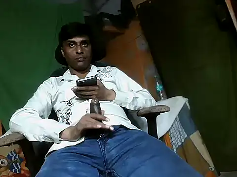 desiboy1101 online show from October 28, 1:57 pm