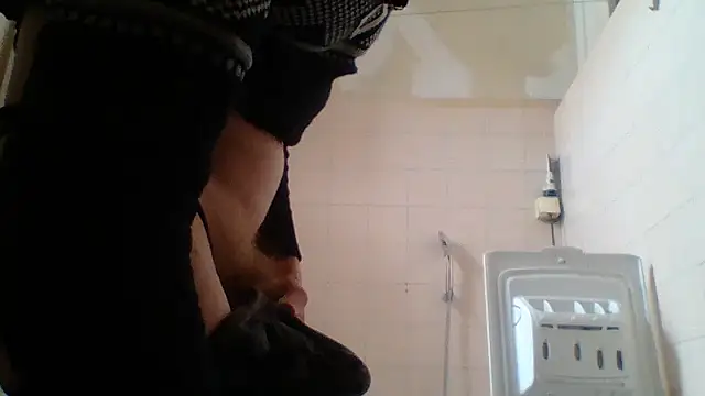 8inmanskny online show from April 9, 3:40 pm