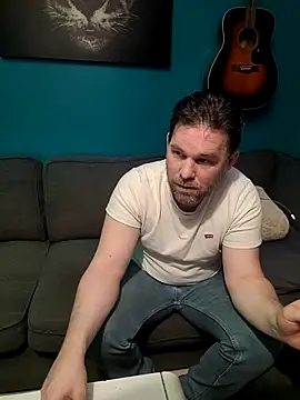 tom sauwer online show from March 15, 10:27 pm