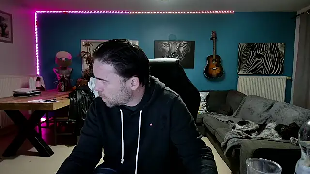 tom sauwer online show from January 18, 5:37 pm