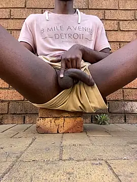 Snapshot of ZeusBlackDick chatting on September 17, 10:49 am ZeusBlackDick online show from September 17, 10:49 am