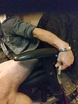 ROBERT0516 online show from February 10, 3:11 am