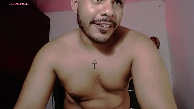 starguy 28 online show from March 6, 3:57 am