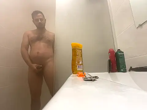 Snapshot of Enderson007 chatting on October 28, 11:01 am Enderson007 online show from October 28, 11:01 am