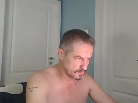 MisterFaithRO online show from July 27, 8:27 pm