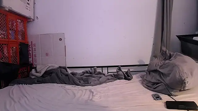 Vandrino online show from February 8, 9:15 am