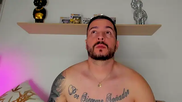 Snapshot of camilo_restrepo21 chatting on October 19, 11:52 pm camilo restrepo21 online show from October 19, 11:52 pm