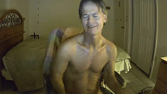 nakeedcowboi65 online show from December 19, 10:56 am