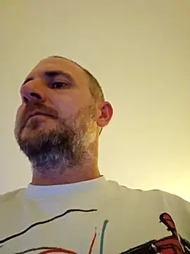 verylargecock online show from December 17, 7:09 pm