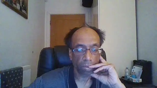 rauncher1 online show from November 19, 10:37 am