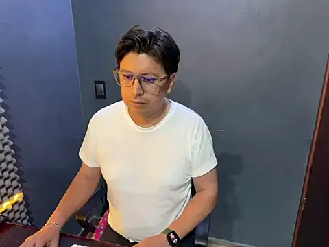 TheSantis online show from March 14, 2:31 am