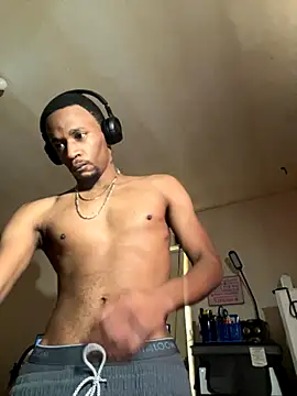 Snapshot of Tristris100 chatting on October 30, 6:20 pm Tristris100 online show from October 30, 6:20 pm