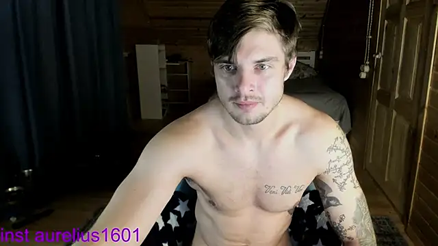 maks wolfis online show from September 26, 1:36 am