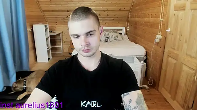 maks wolfis online show from October 20, 8:13 pm