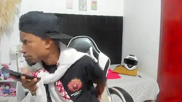 anhtony wayans online show from April 21, 12:13 am