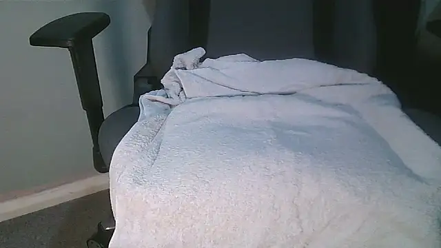 Steve88c online show from April 21, 1:17 pm