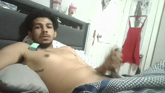 bigdickjojo69 online show from June 18, 6:35 pm