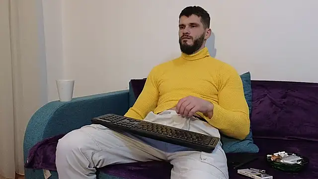 MauroTwin online show from December 16, 3:43 pm