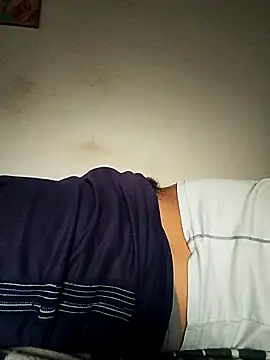 tarra122 online show from April 15, 7:58 pm