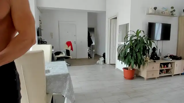 woolfiie online show from November 15, 9:55 am