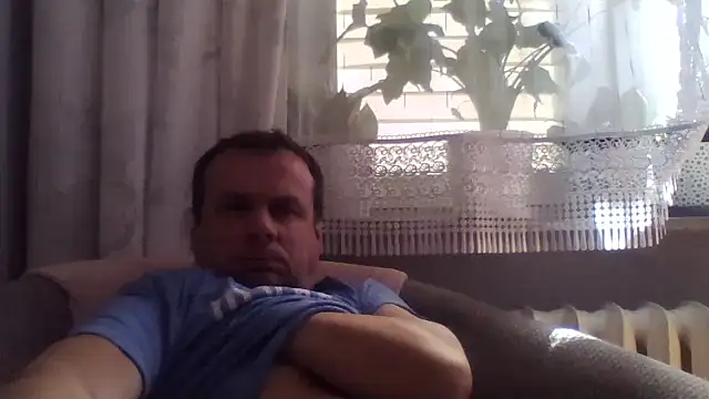 grzes19763 online show from April 16, 12:16 pm