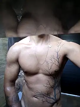 Snapshot of lucas_souza21 chatting on March 6, 7:32 pm lucas souza21 online show from March 6, 7:32 pm