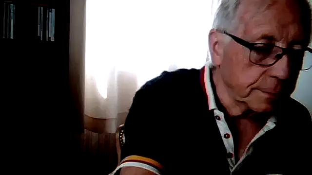 johnjohn622662 online show from July 13, 1:57 pm