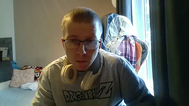 David250692 online show from April 6, 12:17 pm