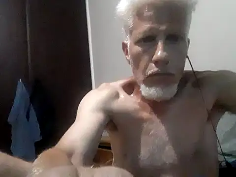 Zues4u online show from December 11, 11:43 pm