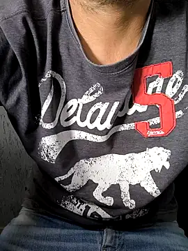 Leo Big online show from March 12, 4:37 pm