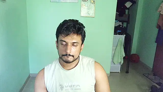 daringcutie online show from June 14, 5:09 am