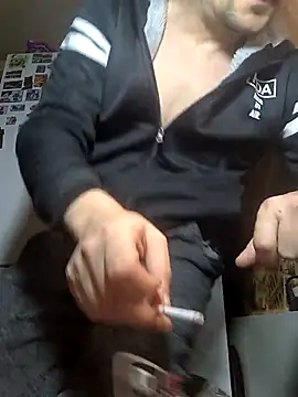 DanielOhCool online show from March 30, 4:35 am