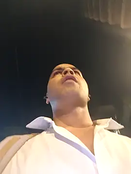 Vickyrajput009 online show from April 15, 3:56 pm