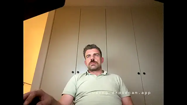 Snapshot of mrbigballs chatting on October 8, 8:02 pm mrbigballs online show from October 8, 8:02 pm