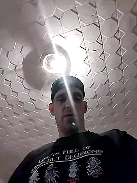 Snapshot of Codymc89 chatting on October 19, 11:19 pm Codymc89 online show from October 19, 11:19 pm