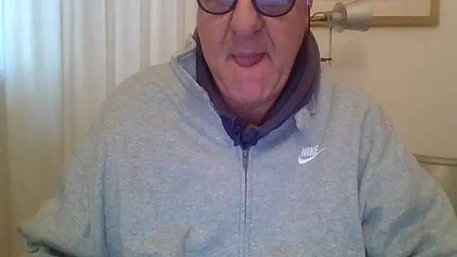 ANONIMO7735 online show from April 1, 2:58 pm