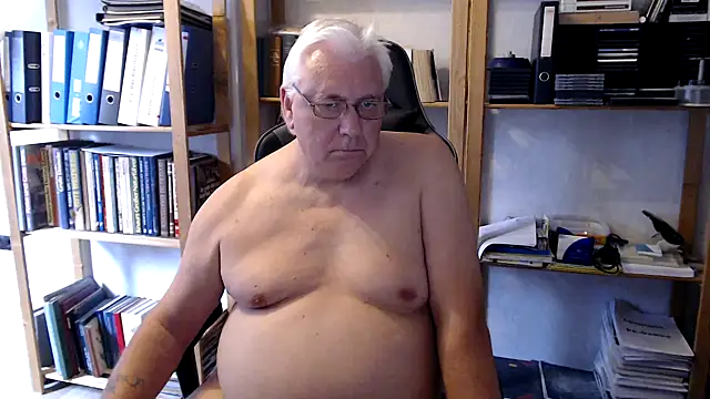 SchwanzhureXXL online show from July 8, 2:10 pm