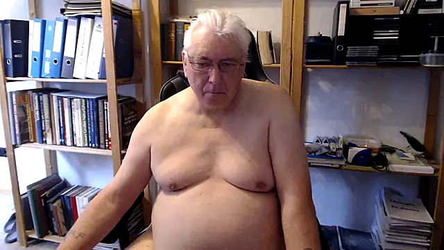 SchwanzhureXXL online show from June 14, 5:53 am