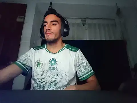 TommyMomentum online show from April 8, 6:35 am