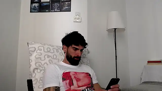 Verycutex online show from March 8, 9:57 am