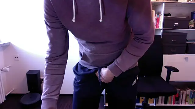 Slave 75 online show from April 8, 5:11 pm